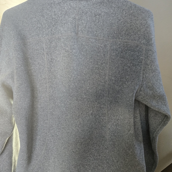 Patagonia Heather Gray Zip-Up Fleece - Picture 2 of 3